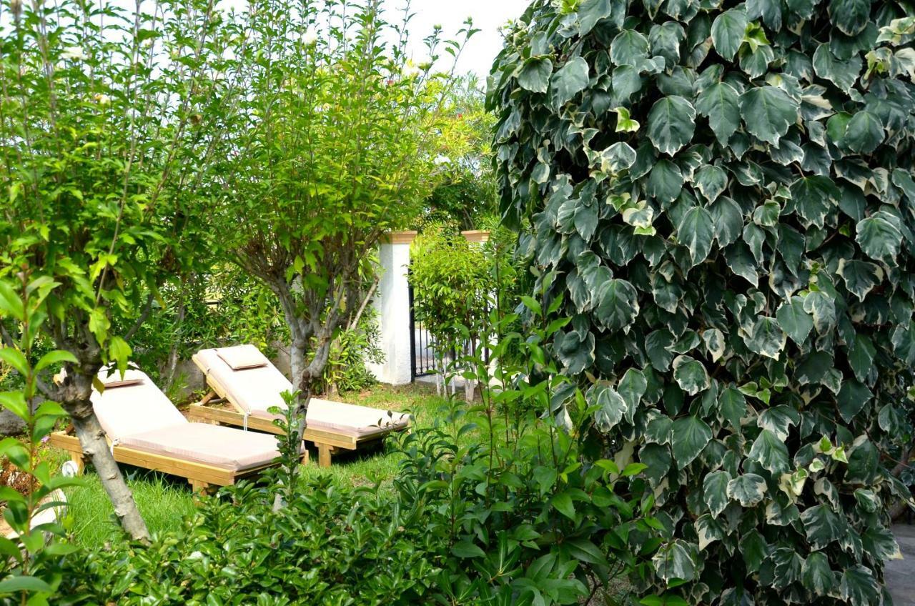 Kostas' Garden Apartment Roda  Exterior photo